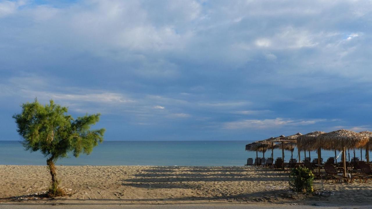Beach Front Vintage Villa Kalliktratis Nea Kallikrateia 外观 照片