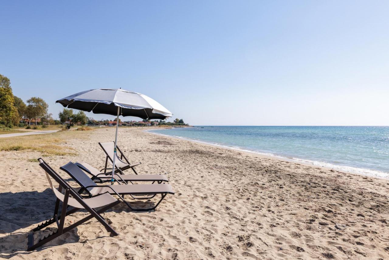 Beach Front Vintage Villa Kalliktratis Nea Kallikrateia 外观 照片
